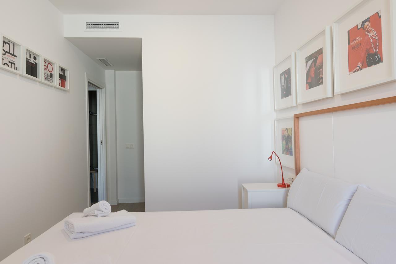 Apartments Madrina Valencia Exterior foto